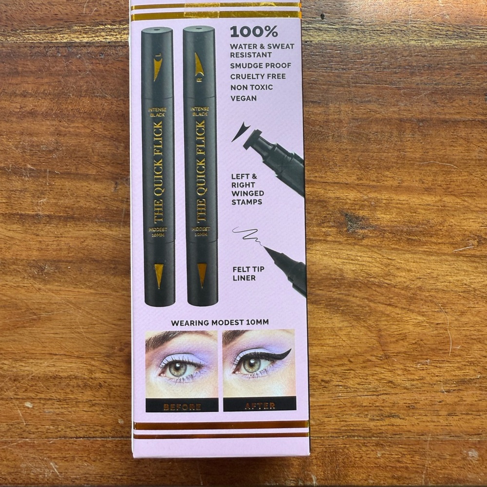 Winged Eyeliner Stamp Kit - Picture 3 of 5